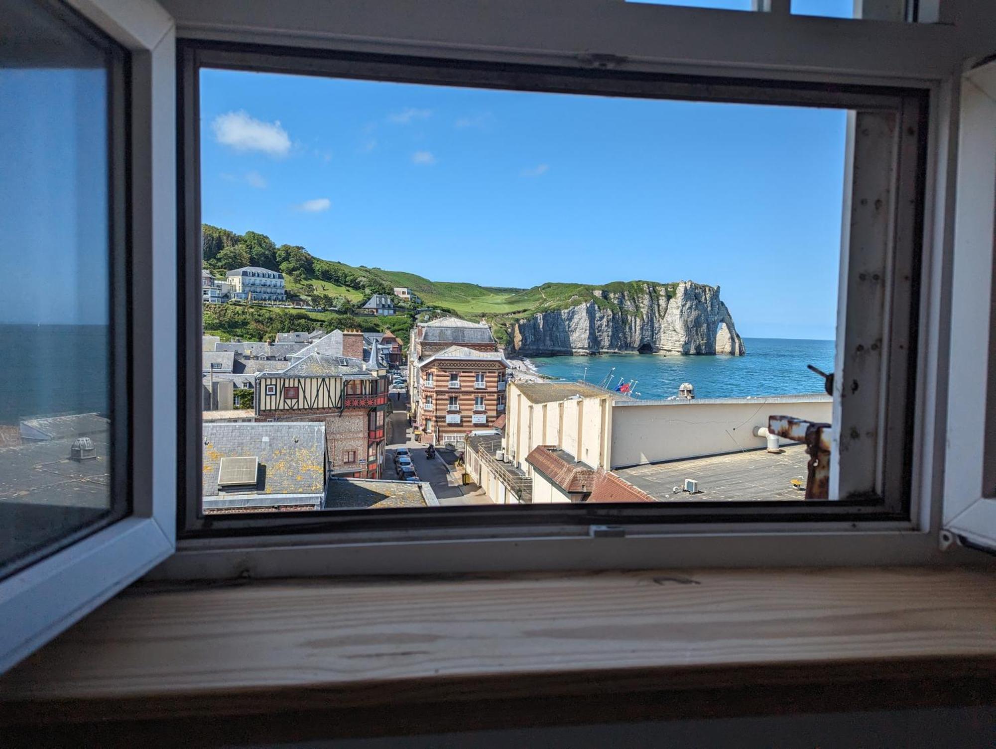 La Mer En Face Étretat Kültér fotó